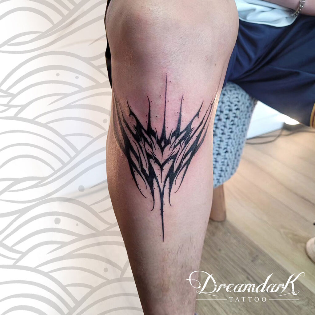 Tatoueuse Fine Line Strasbourg tribal