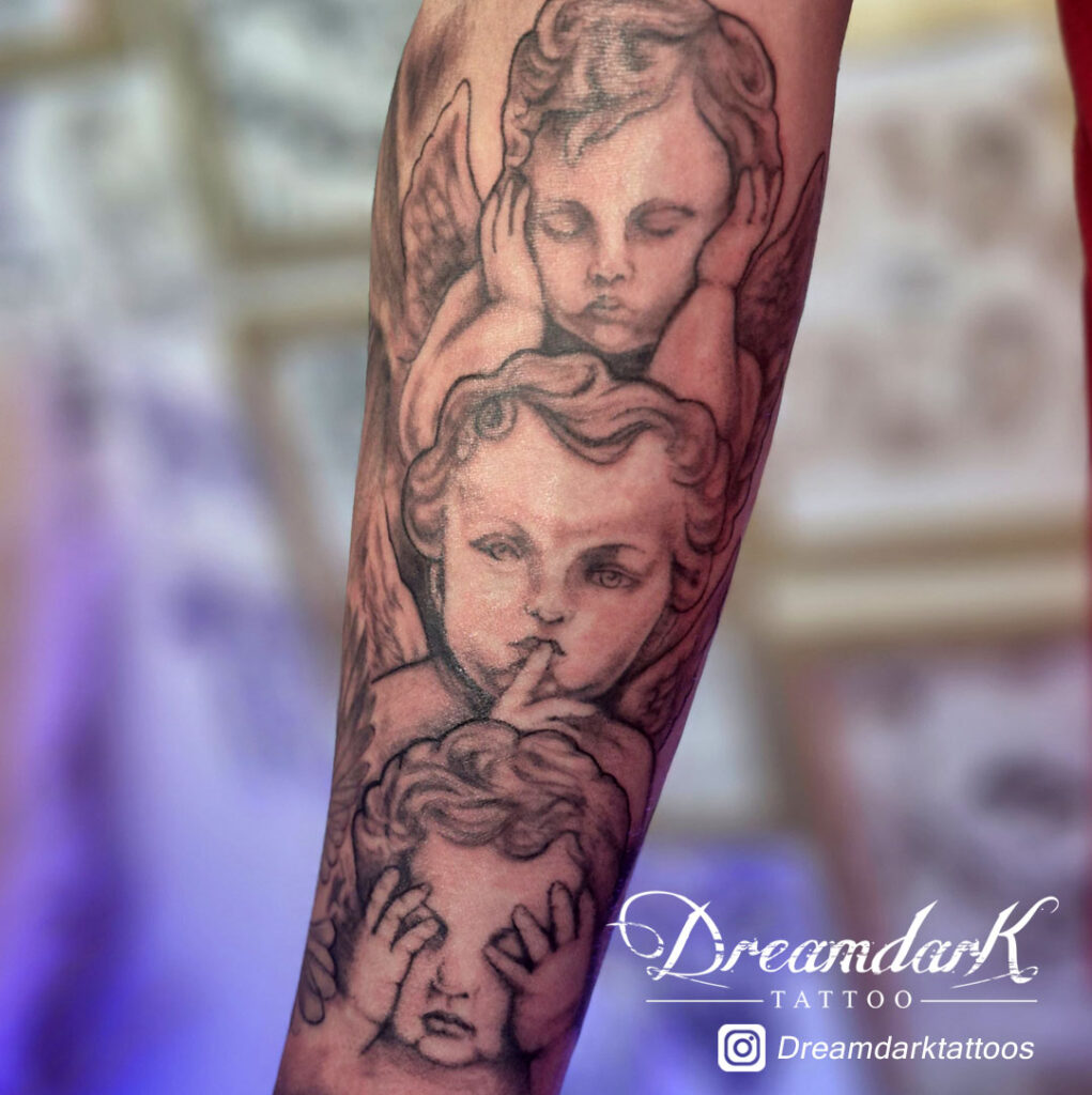 Tatouage réaliste strasbourg ange tatoueuse strasbourg Dream dark tattoos
