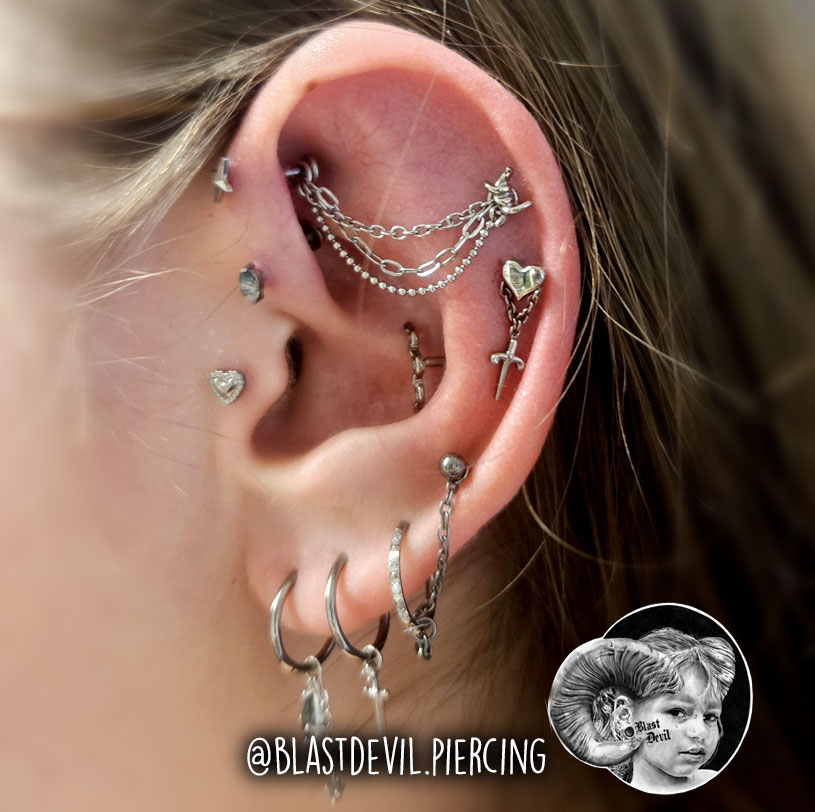 Piercing Pierceur Strasbourg Pierceuse Oreilles Lobes tragus